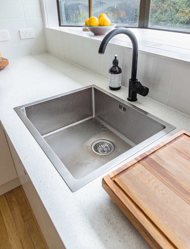kitchen metal sink